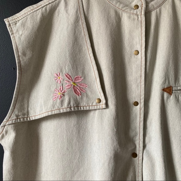 POL Western Blossom Denim Vest - Picture 4 of 12